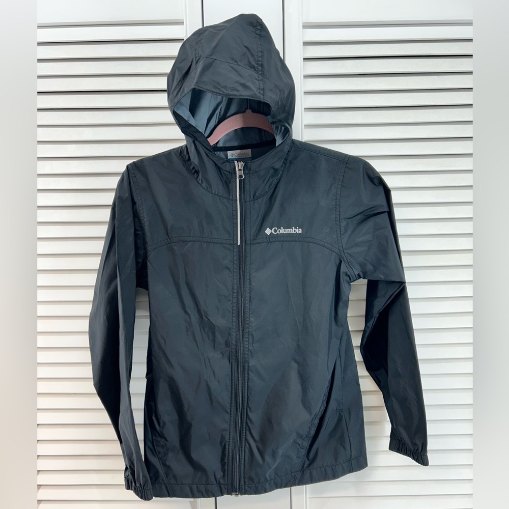 Columbia size M 10-12 kids Black glennaker rain jacket